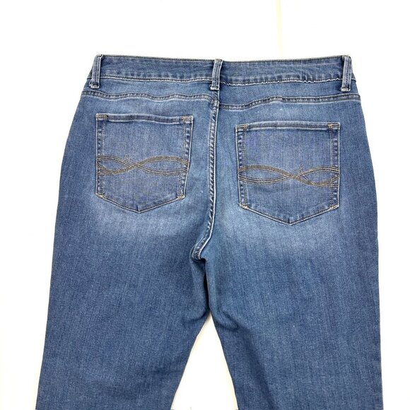 Lee Perfect Fit Straight Leg Women's size 14P Medium Wash Blue Denim Jeans - Picture 4 of 4